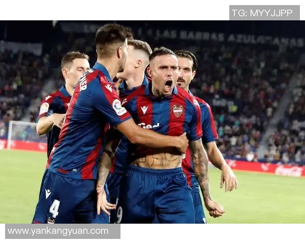 西甲联赛新赛季前瞻球队阵容变化与明星球员表现分析